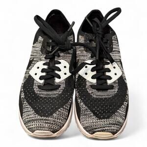 W 7.5 Nike Air Max 90 Ultra 2.0 Flyknit "Oreo" 881109-002 (Black/White)